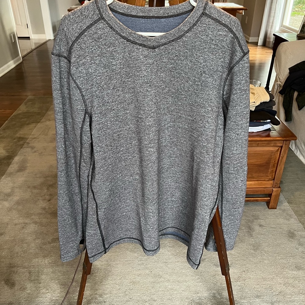 Lululemon reversible long sleeve!